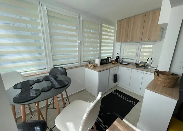 Urban 1 - For Modern Nomads *